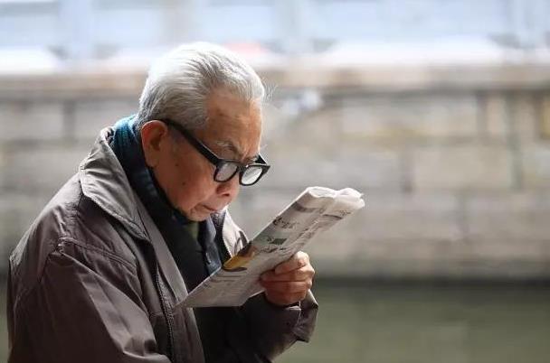 老花鏡幾年需要一換？您的老花鏡戴了多久了？