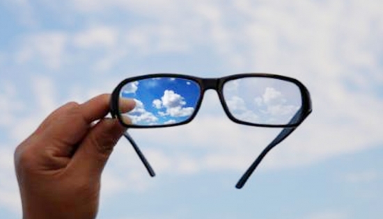 美麗島：戴上美麗島多焦鏡，世界再大也去得