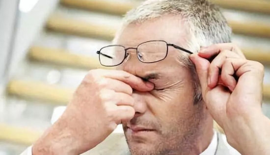 老花眼如何預(yù)防和治療？